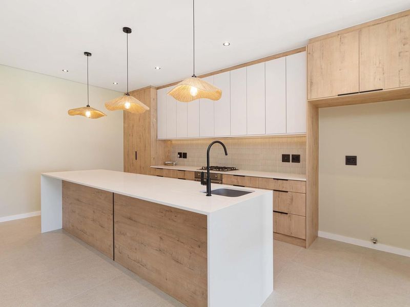Brand New Home in Sandown - Photo 5