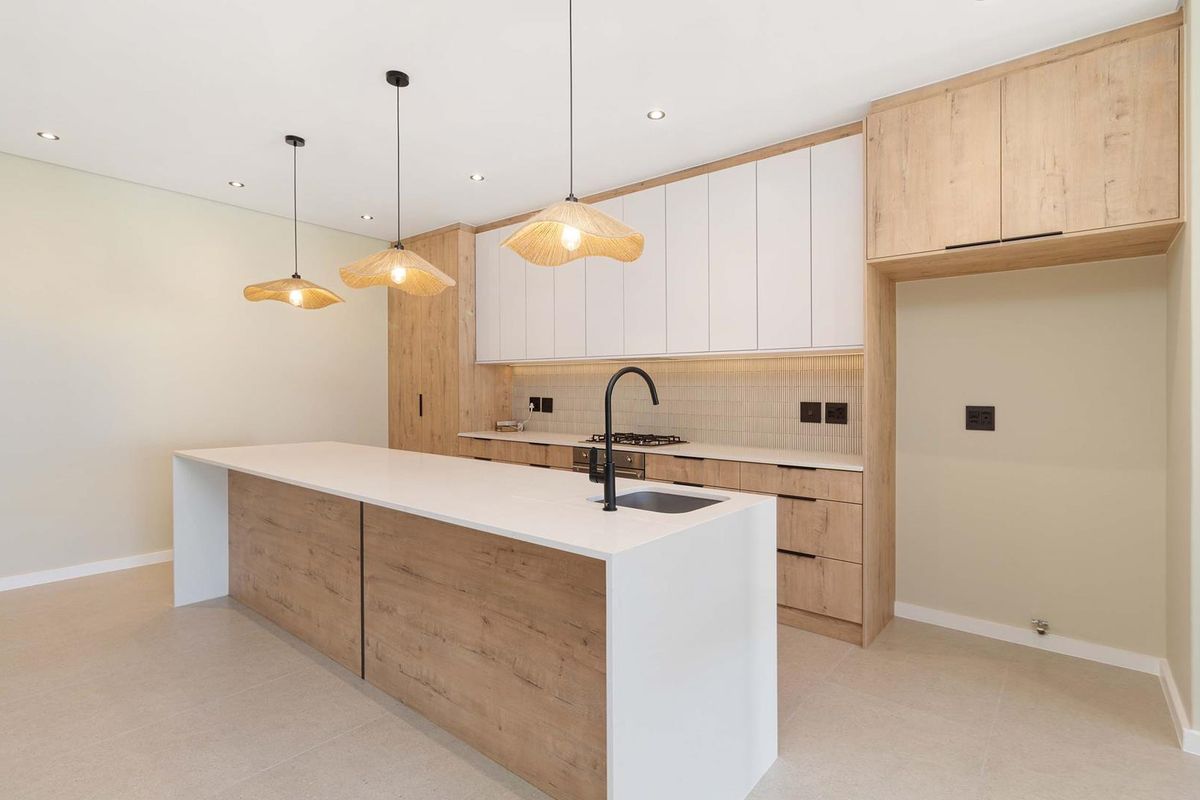 Brand New Home in Sandown - Photo 5