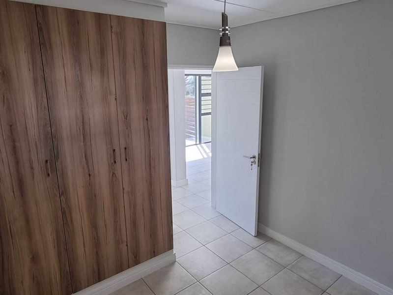 Charming 2-Bedroom Ground Floor Unit for sale - Photo 7