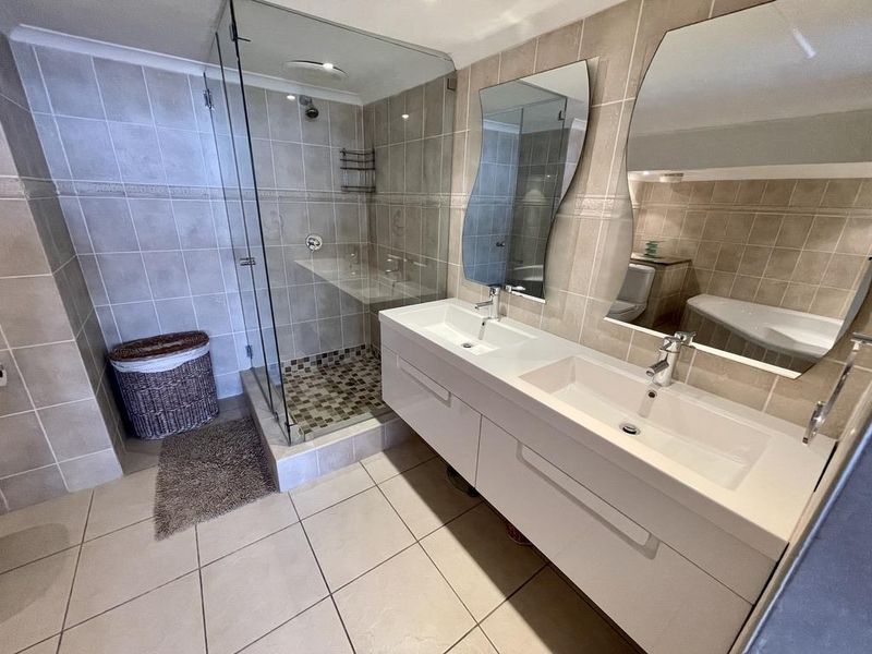 Hendra - 3 Bed 2 Bath For Sale, Its All About The Views! - Photo 5