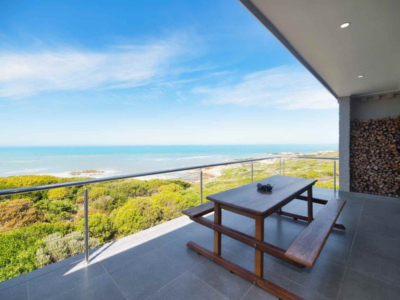 A Villa on the Shore - Photo 4