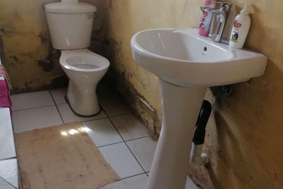 3 BEDROOMS HOUSE FOR SALE IN HLANGANANI - Photo 5