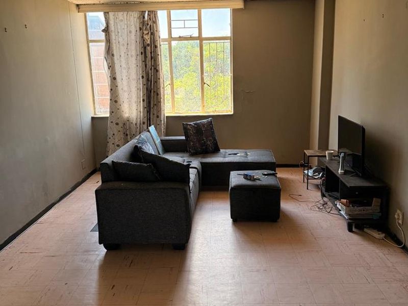 2 Bedroom Apartment in Kwaggasrand, Pretoria - Photo 7