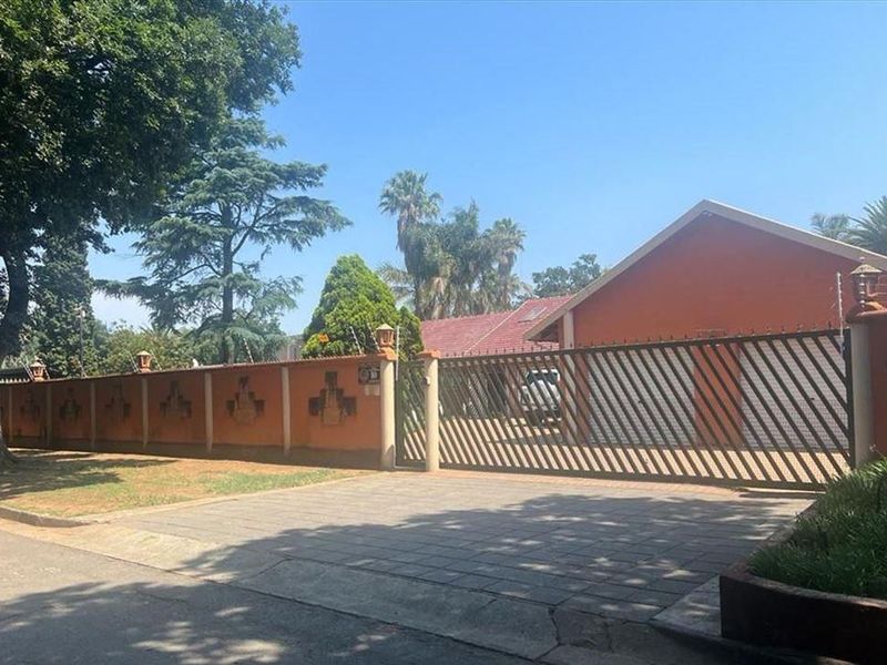 Comfort and space for an extended family in sought after Beyerspark - Photo 5