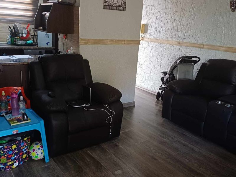 Ground floor PLUS private garden - Photo 5