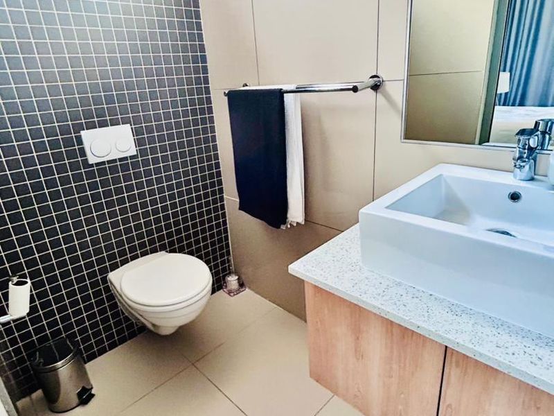 Fully Furnished Apartment To Let In Freedom Plaza - Photo 3