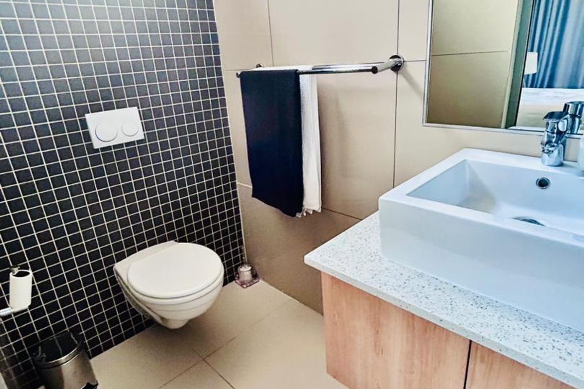 Fully Furnished Apartment To Let In Freedom Plaza - Photo 3