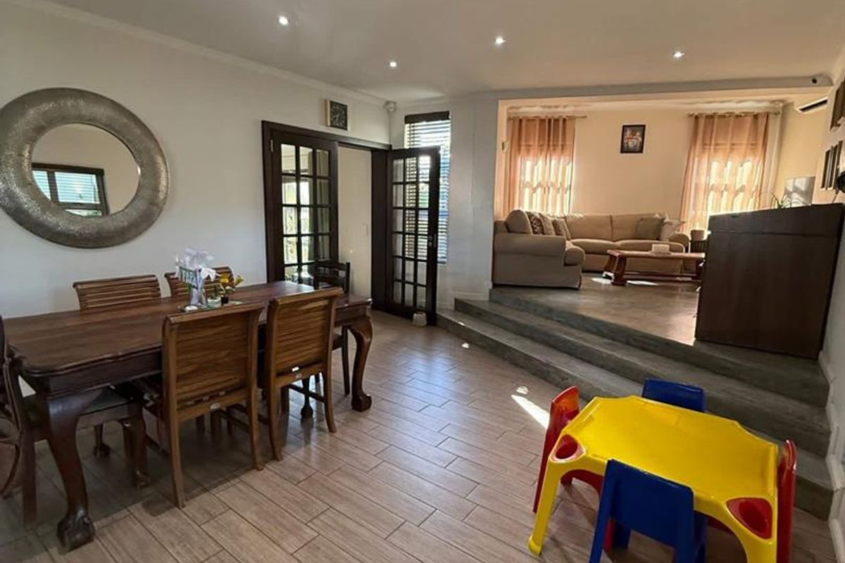 Hochland Park- For Sale- N$3 250 000 - Photo 2