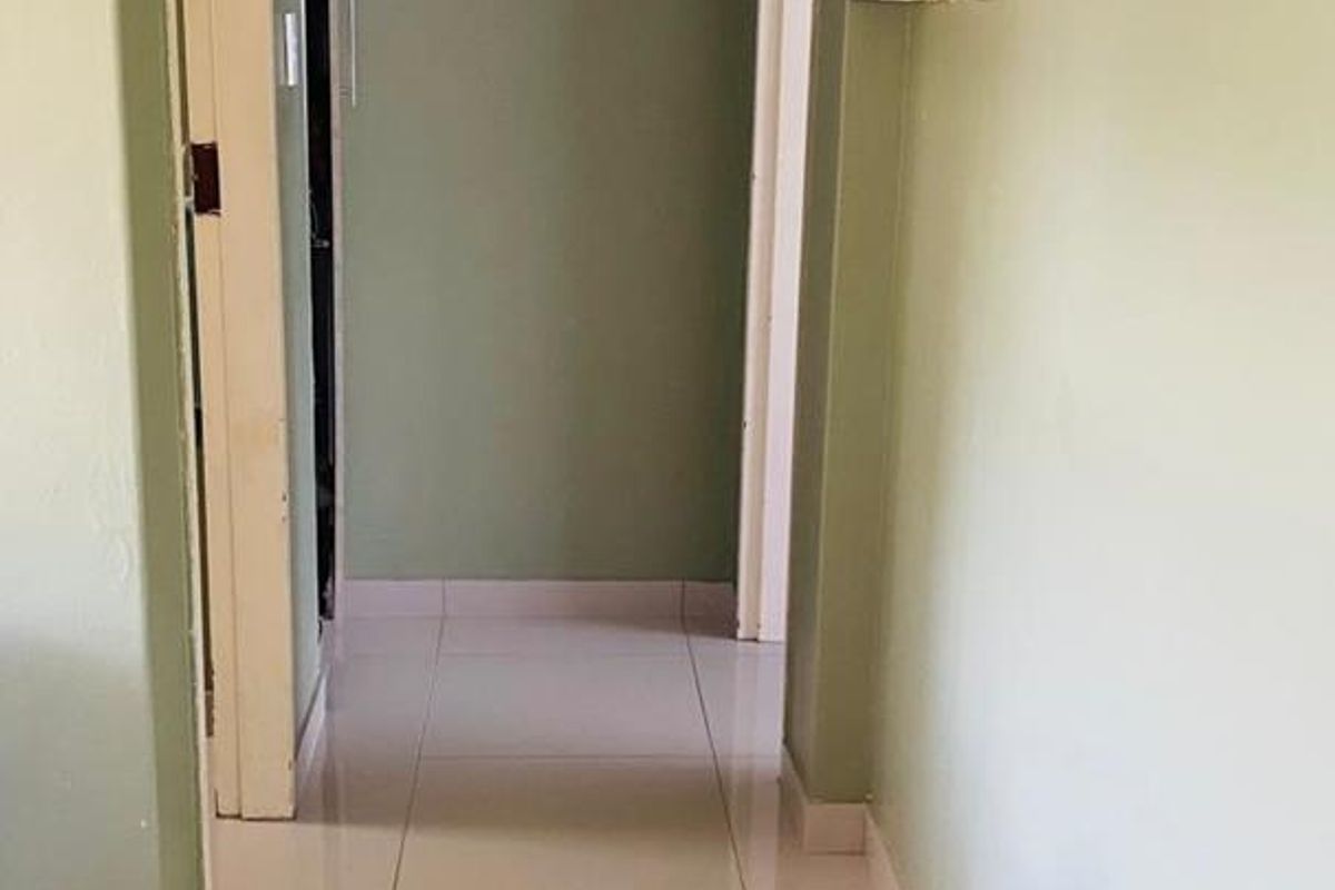 1-Bedroom Apartment in Secure Complex - Photo 5