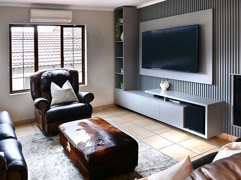 Three Bedroom Family Home in Excellent Waterford View Estate - Photo 5