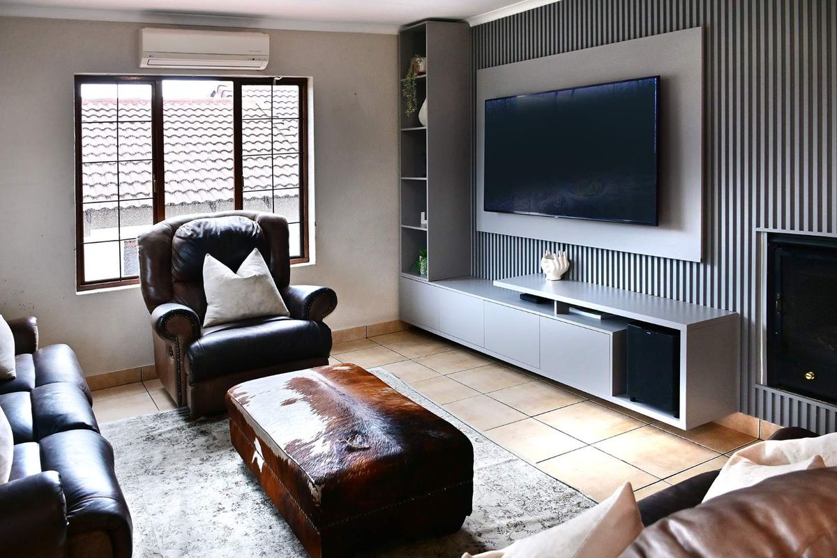 Three Bedroom Family Home in Excellent Waterford View Estate - Photo 5