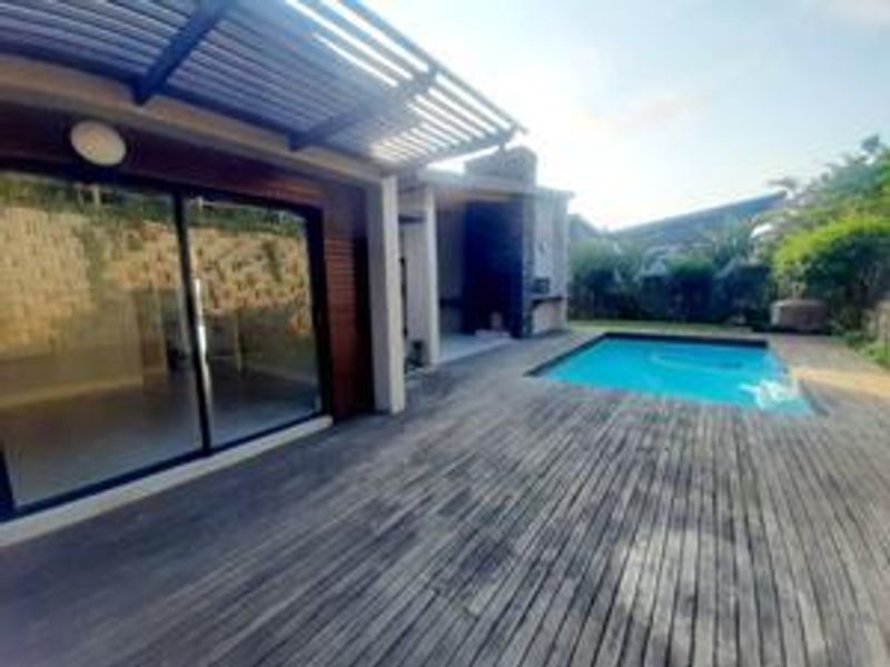 Stylish Home for Rental in Palm Lakes Estate - Photo 7