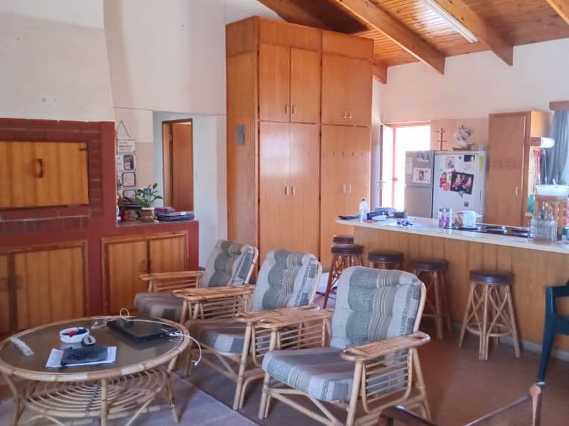 WELL-MAINTAINED HOUSE FOR SALE IN HENTIES BAY – CENTRAL - Photo 6