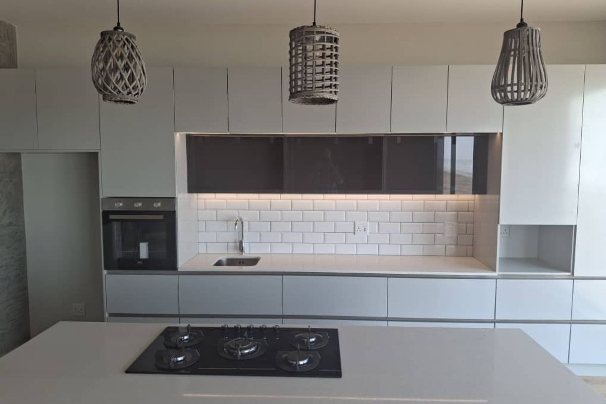 Exceptional design!!  On the beach!! - Photo 4