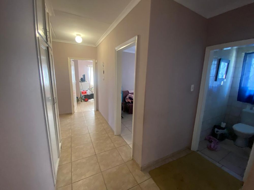 Hallway leading to the bedrooms