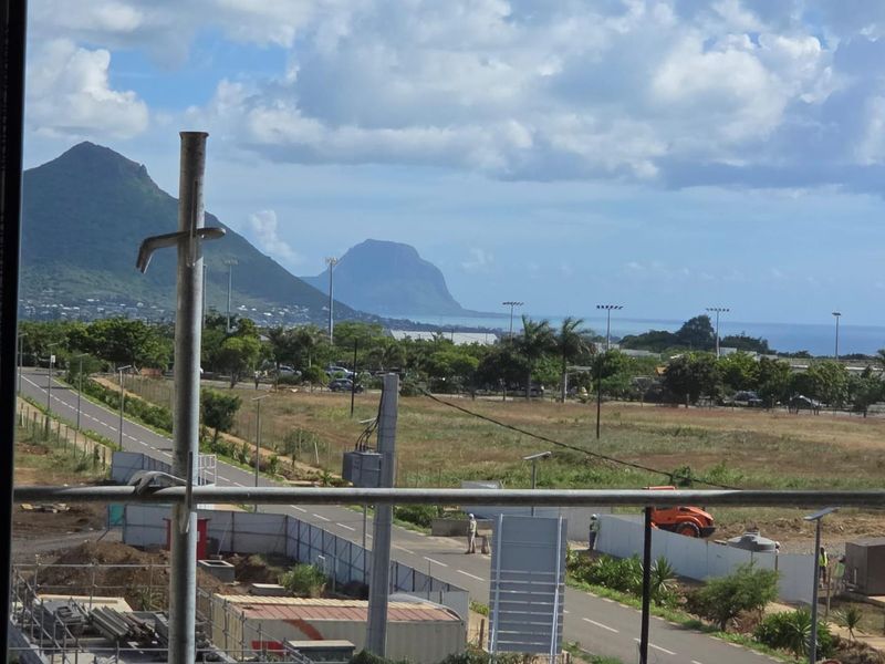 Elevated West Coast Living with Sunset Orientation - Photo 4