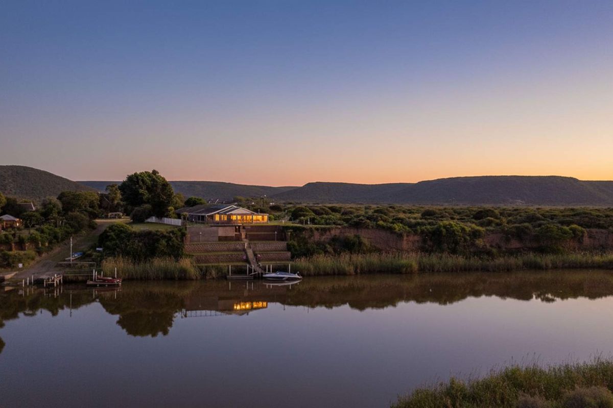 Prime Riverfront Home for Sale on the Sunday’s River - Photo 5