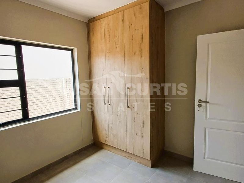 Brand new and safe! - Photo 8