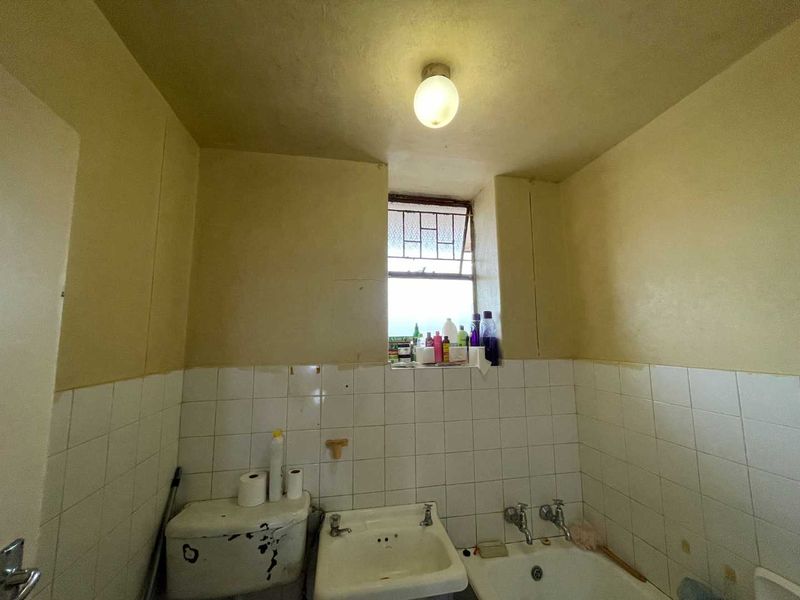 2 Bedroom apartment for sale in Pretoria West - Photo 9