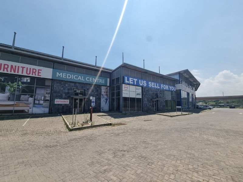 Prime Real Estate: Retail & Workshop Spaces Await - Photo 5