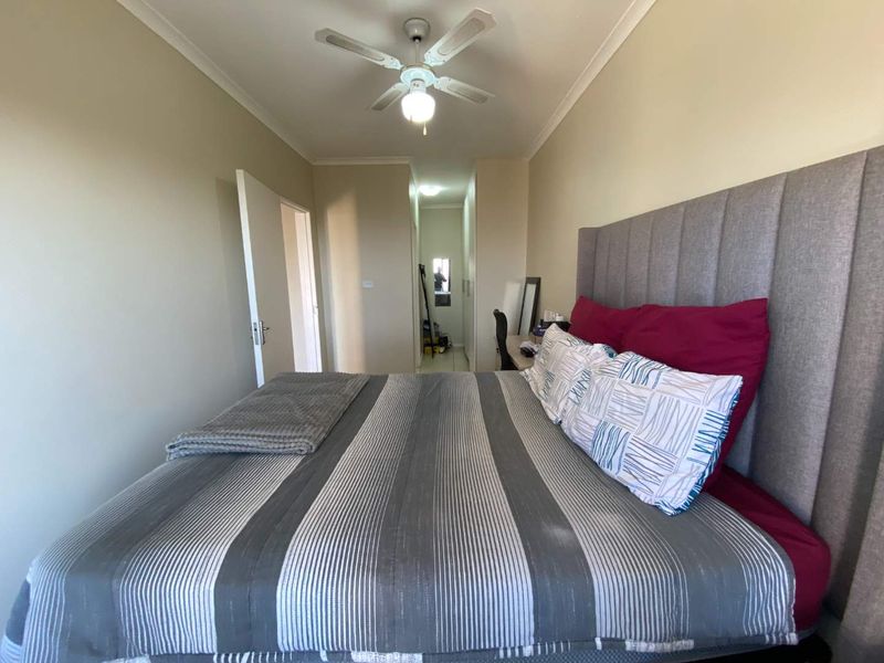 Private Balcony Bliss in a Secure 1-Bed Apartment! - Photo 6