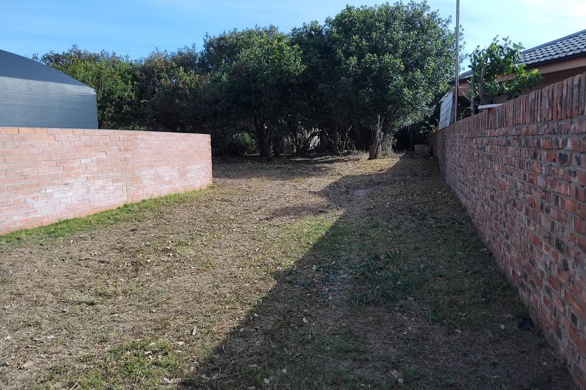 1088m2 Vacant Stand in Bergsig, Groot Brak Rivier. - Photo 2