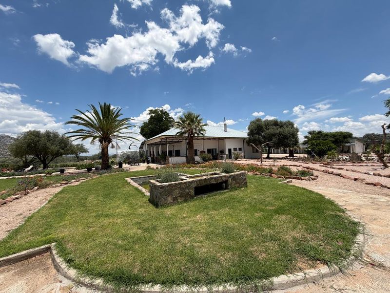 Farm for Sale – 10,300 Hectares - Photo 2