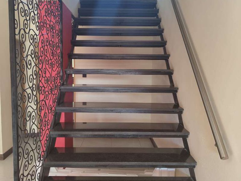 Townhouse for Sale in Newcastle. - Photo 5