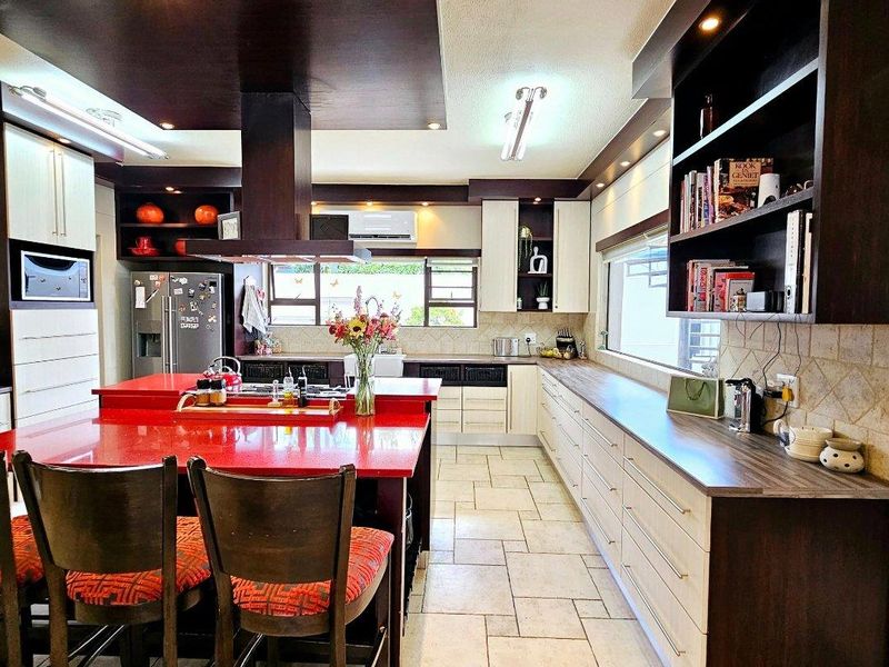 4 Bedroom House For Sale in Ludwigsdorf - Photo 9