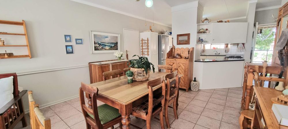 Open plan dining room