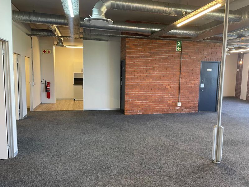 324m2 To Let - North Park Block D | Black River Park | Observatory - Photo 9
