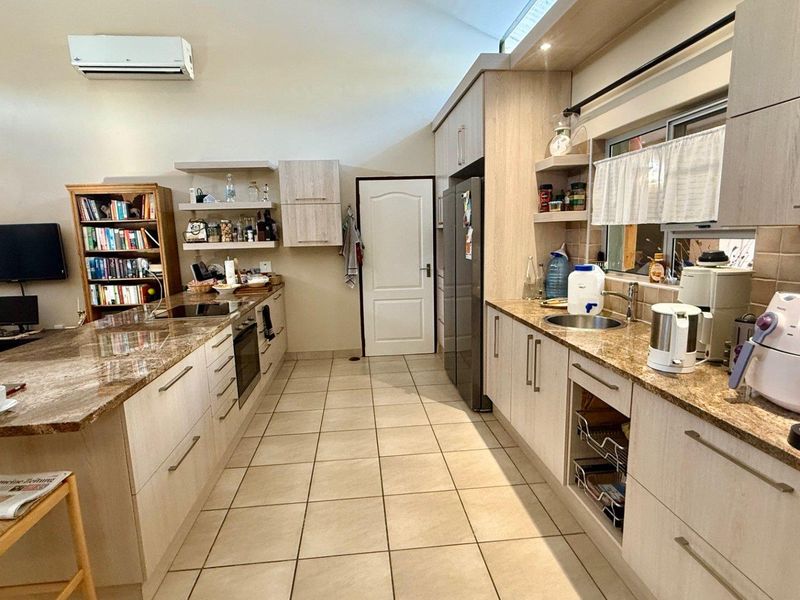 ELISENHEIM ! THE POPULAR ESTATE!! NS2 600 000 - SOLE MANDATE - Photo 4