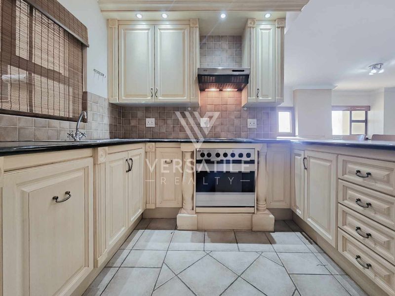 To Let - Beachfront  Flat - Photo 9