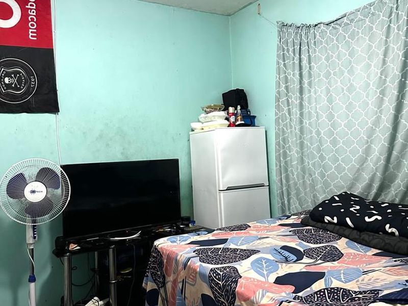 3-Bedroom House for Sale - Photo 2
