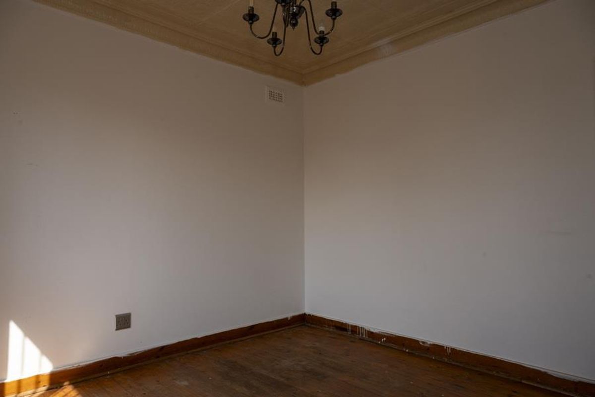 CHARMING 3-BEDROOM HOME IN KENSINGTON - Photo 5