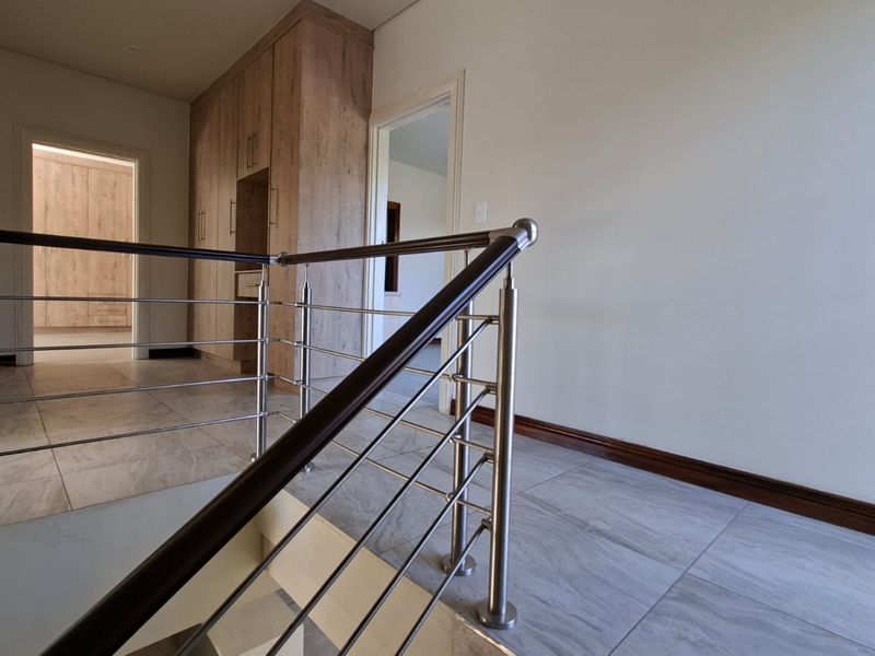 Sophisticated Bedfordview Living with Style, Space & Security - Photo 8