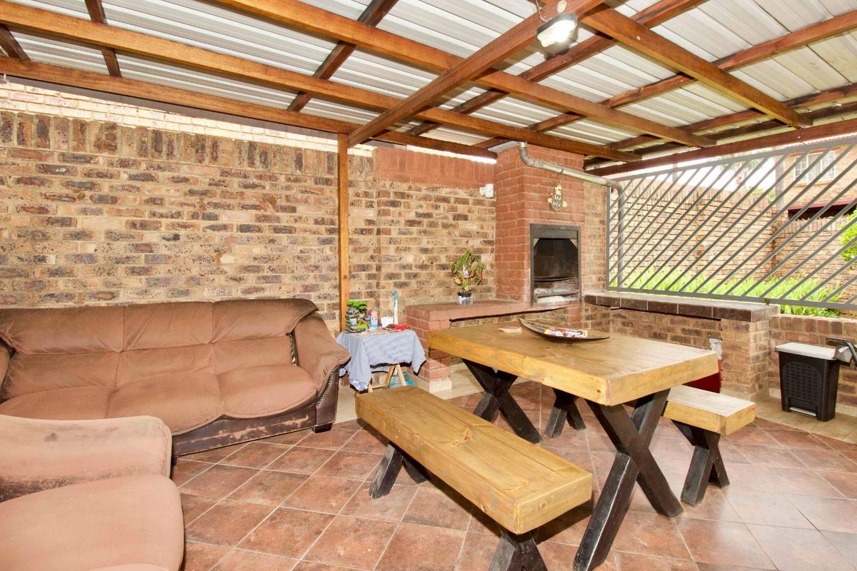 Quaint Simplex in a good condition. - Photo 5