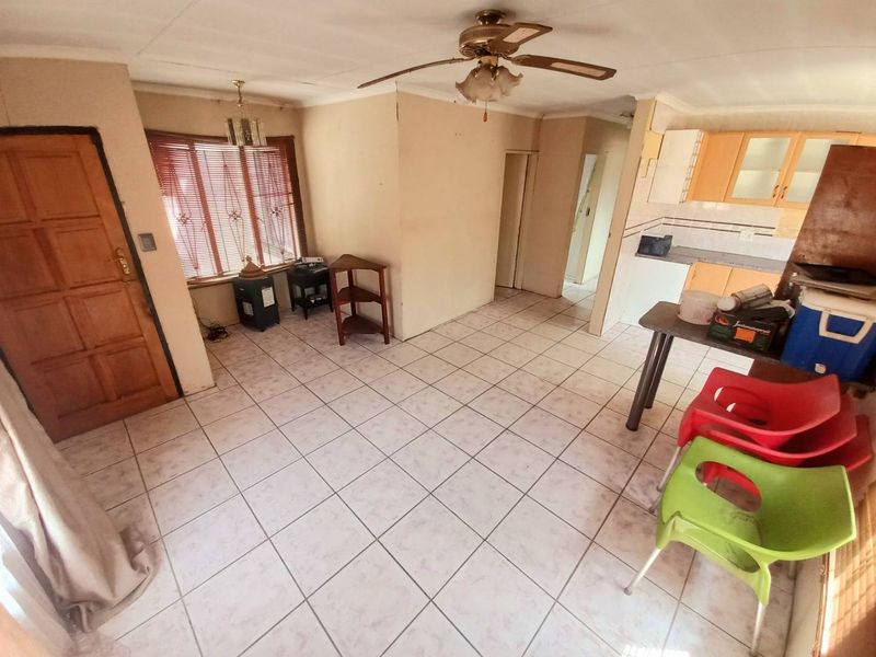 Three bedrooms house for sale in Danville. - Photo 5