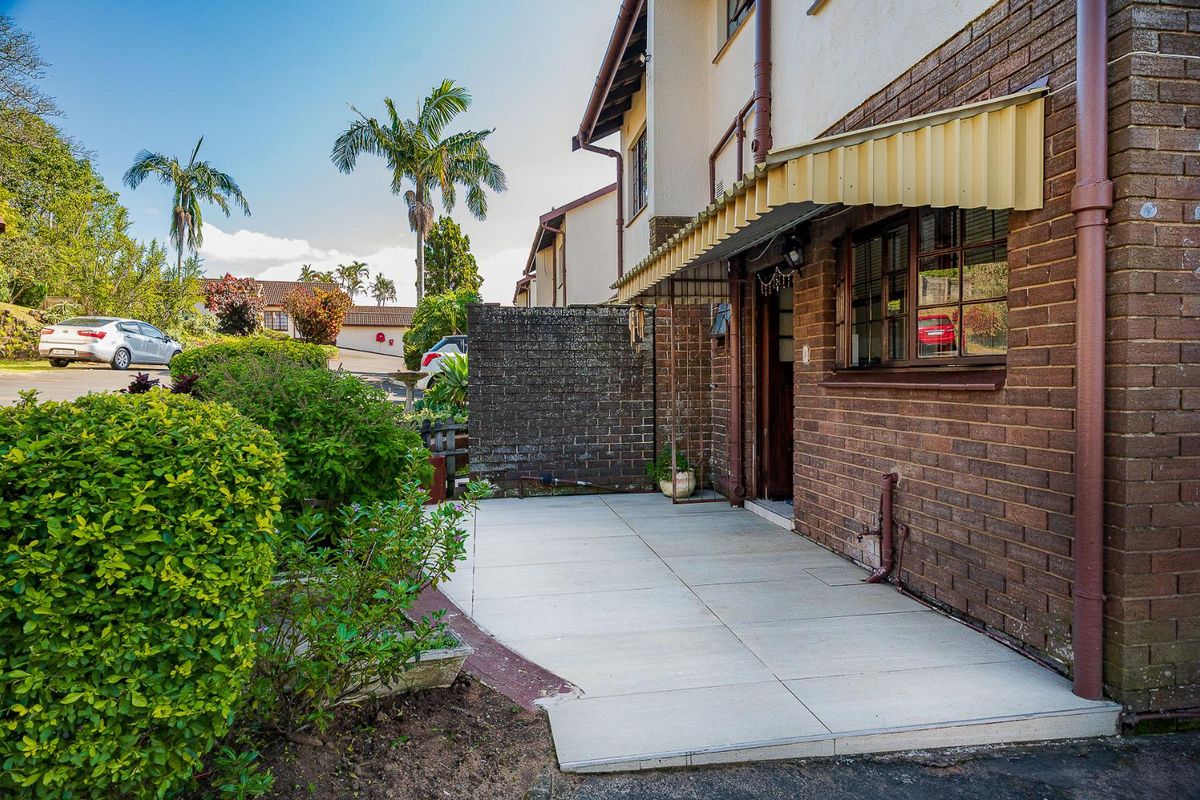 For Sale | New Germany  | 2 Bedroom 1.5 Bathroom Cosy Townhouse - Photo 4