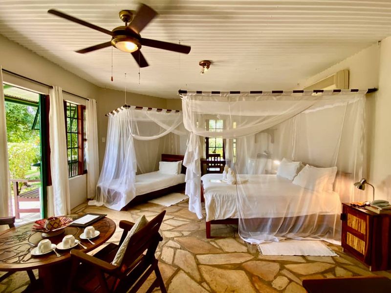 A rare investment opportunity on the banks of the beautiful Kavango River! - Photo 3