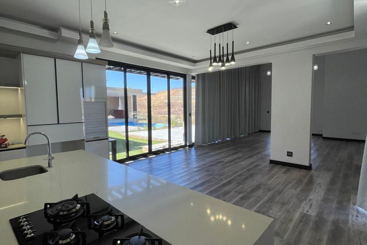 LAVISH MANSION IN AUASBLIK FOR SALE - Photo 5