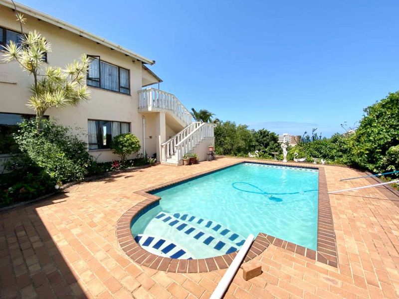 Spacious Family Home in Umhlanga (Shared Property) - Photo 3