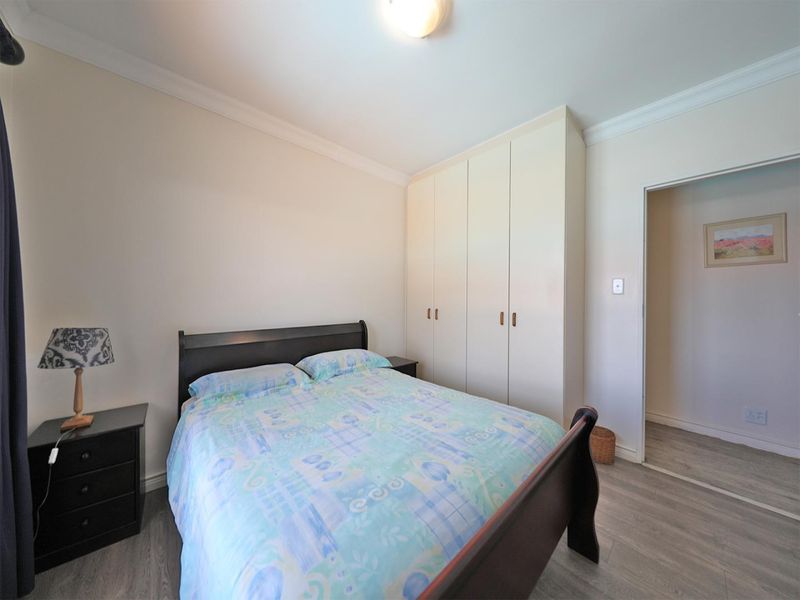 4 Bedroom family home for sale in Plattekloof. - Photo 9