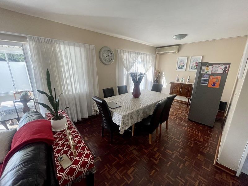 Hendra - Cozy 4 Bedroom Duplex To Rent In La Lucia - Photo 4