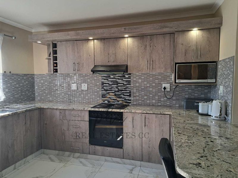 Spacious 4 bedr Family home situated near the lagoon in Meersig, Walvis Bay selling for N$2 615 000.00 - Photo 2