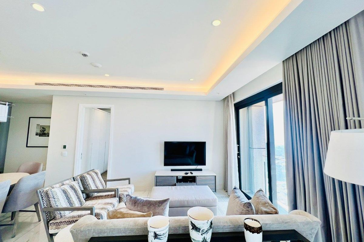 Experience Unrivaled Luxury: Fully Furnished 2-Bedroom Apartment at The Leonardo - Photo 5