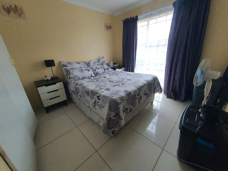 Modern, Clean and Just Renovated - Photo 10