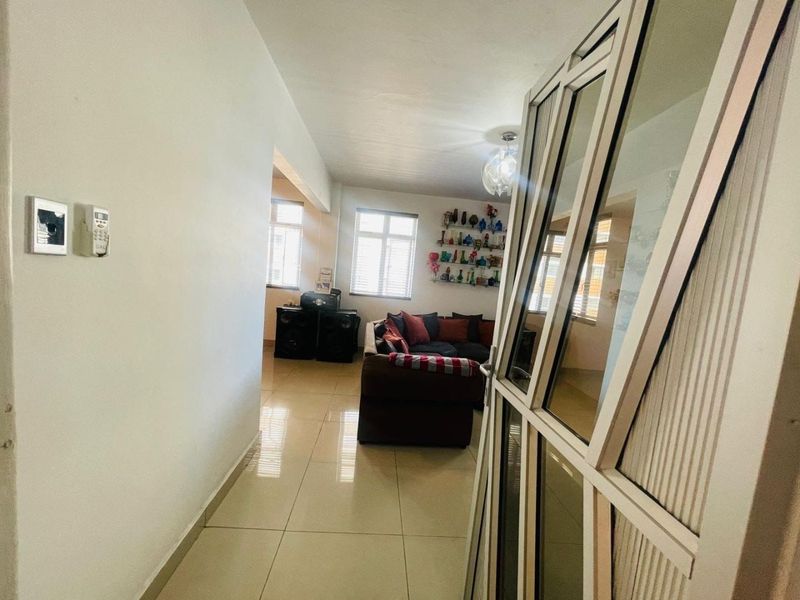 Modern Apartment for Sale – Prime Location Near the Beach - Photo 5