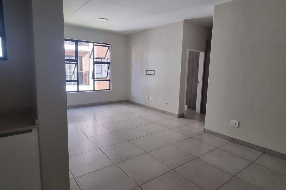 One Bedroom Apartment For Rent - Photo 4