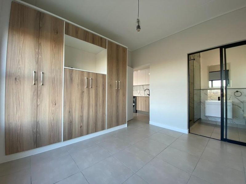 1 Bedroom Apartment in Sandown - Photo 8